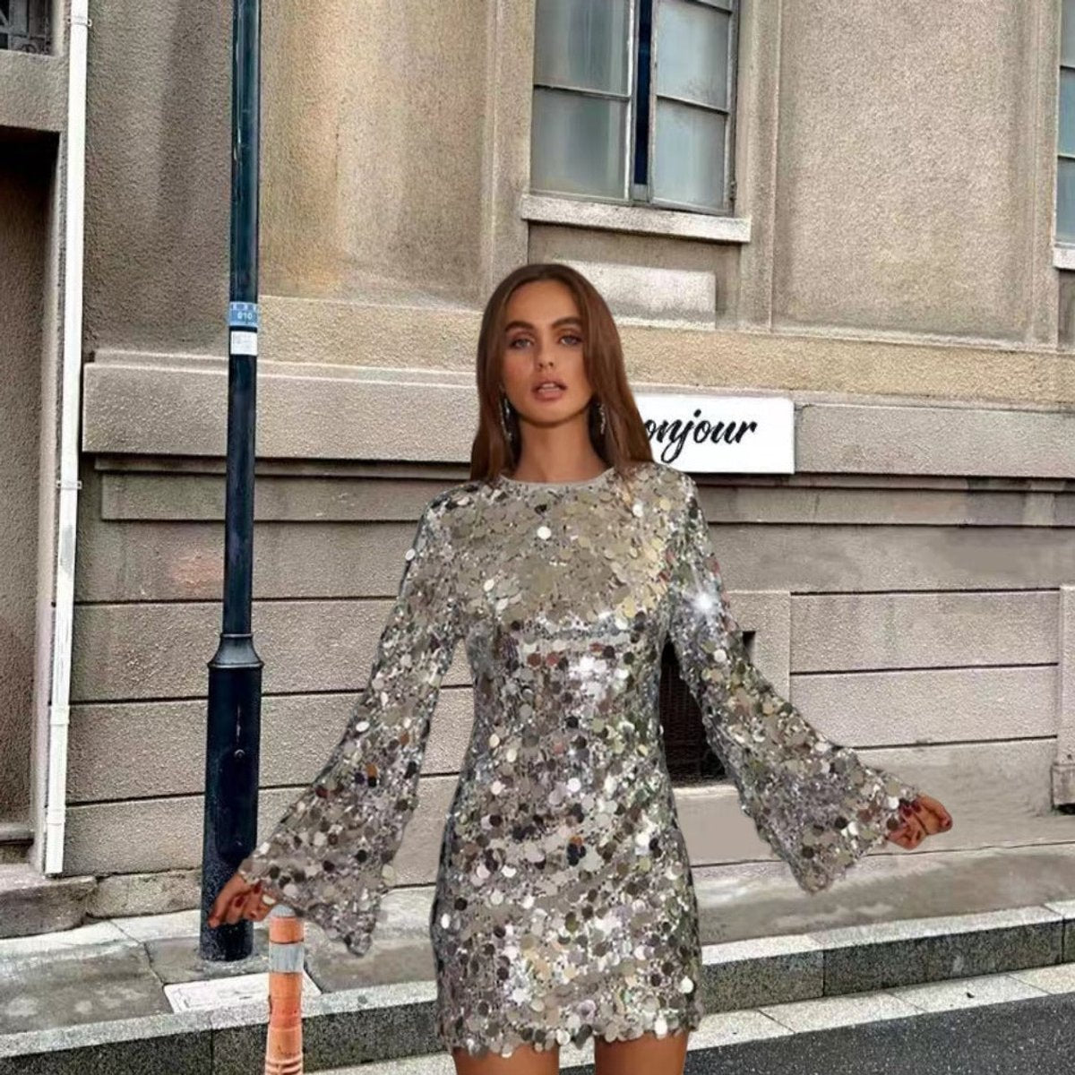 Women's Silver Christmas Party Cocktail Dress with Sequin Trumpet Sleeves