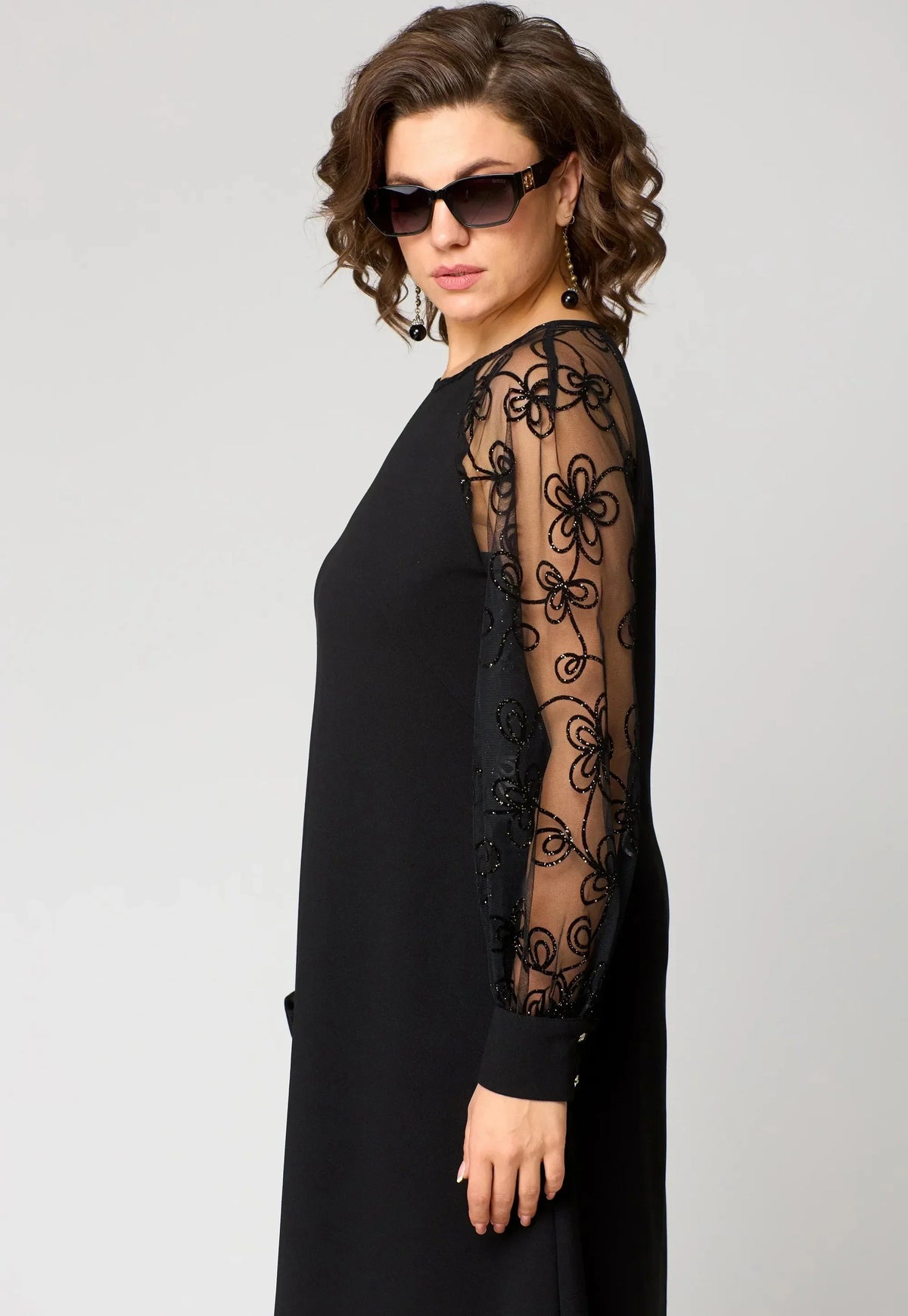 Women’s Black Lace Midi Cocktail Dress with Floral Long Sleeves