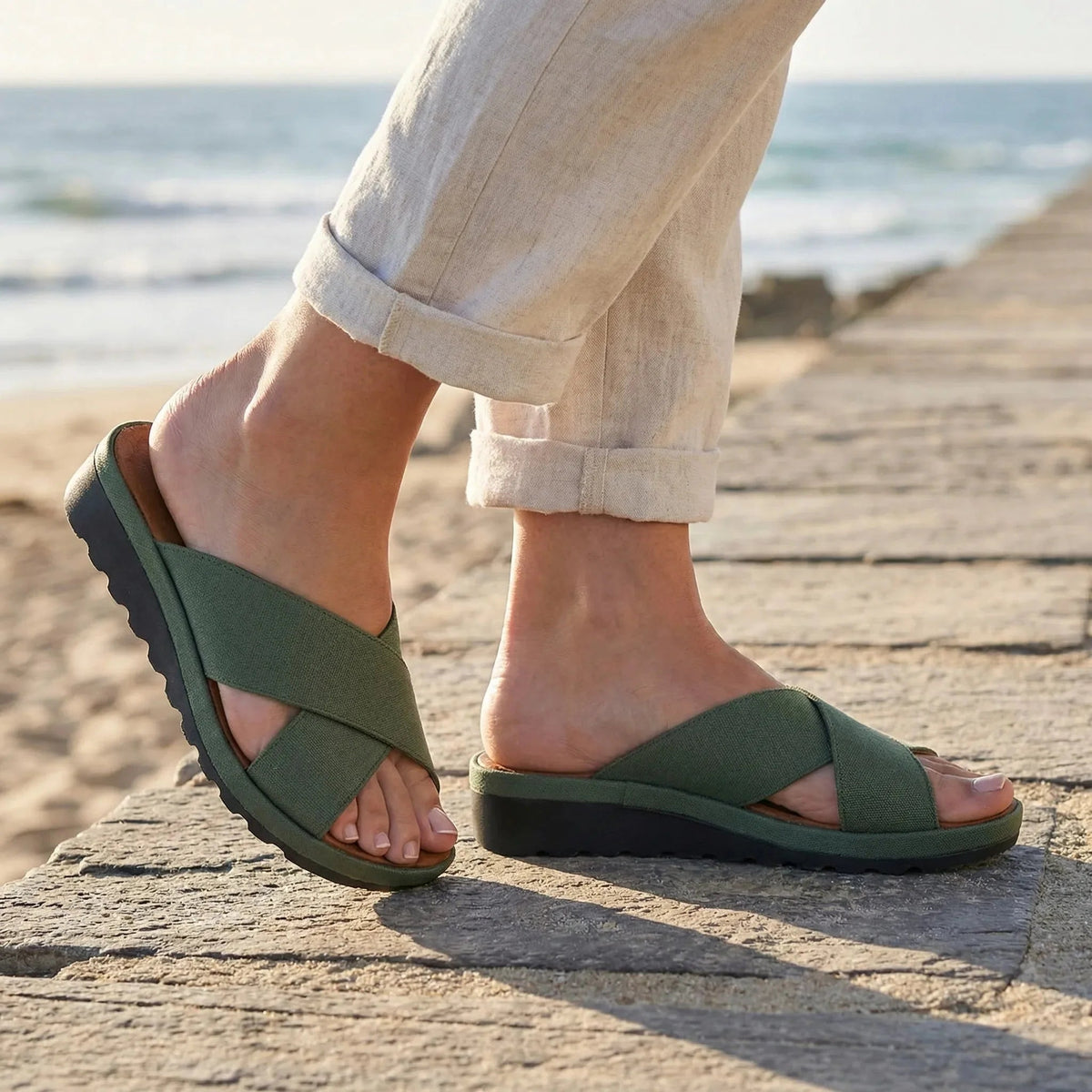 Women's Platform Sandals Cross Strap Slides Open Toe Slip On Chunky Summer Comfort Casual Beach